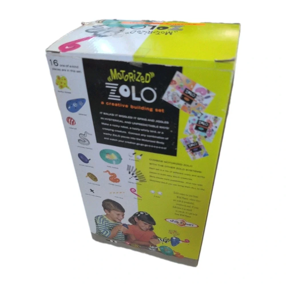 ZOLO Motorized A Creative Building Set by Wild Planet 1997 16 Piece Set - New